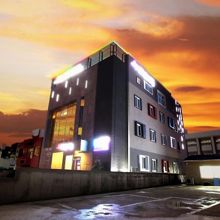 Jeju Lux Hotel Ojo-ri Екстер'єр фото
