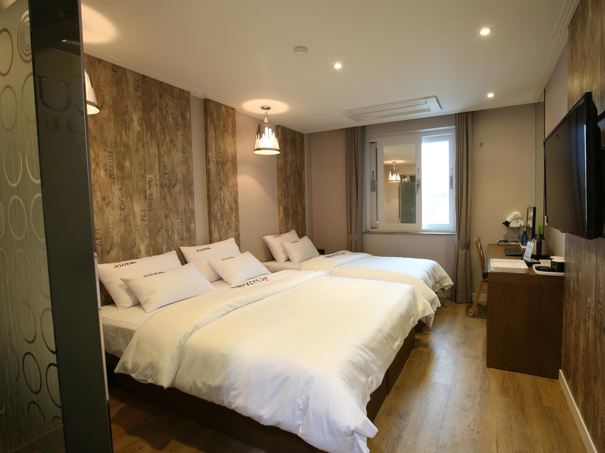 Jeju Lux Hotel Ojo-ri Екстер'єр фото